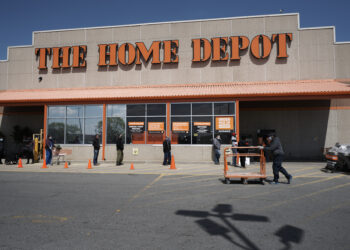 The Home Depot Employee Clash With Management Over BLM Logo Offers a Lesson on Rights and Contracts