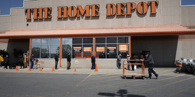The Home Depot Employee Clash With Management Over BLM Logo Offers a Lesson on Rights and Contracts