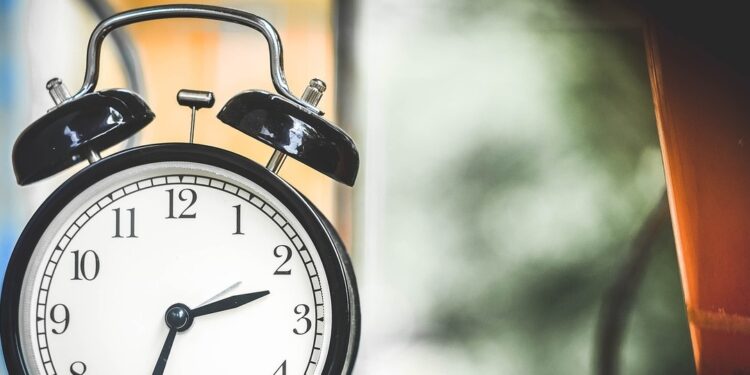 Wake-up Call for the Changing of the Clocks