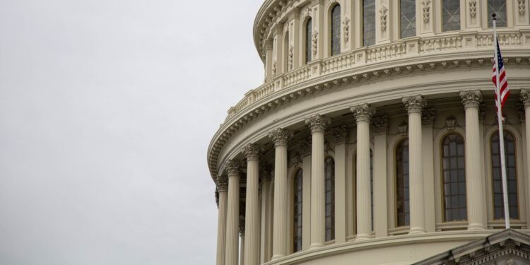 Conservatives Are Dying for a House Speaker Like Nancy Pelosi