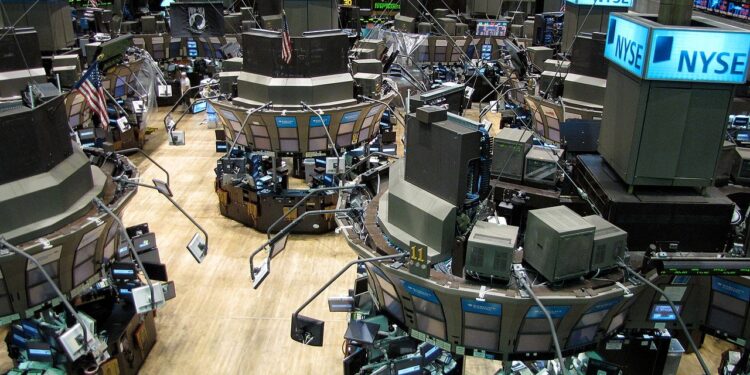 Why Economics Doesn’t Teach How to Pick Stocks