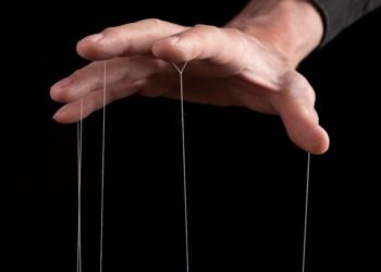 Does the Fed Control Interest Rates?