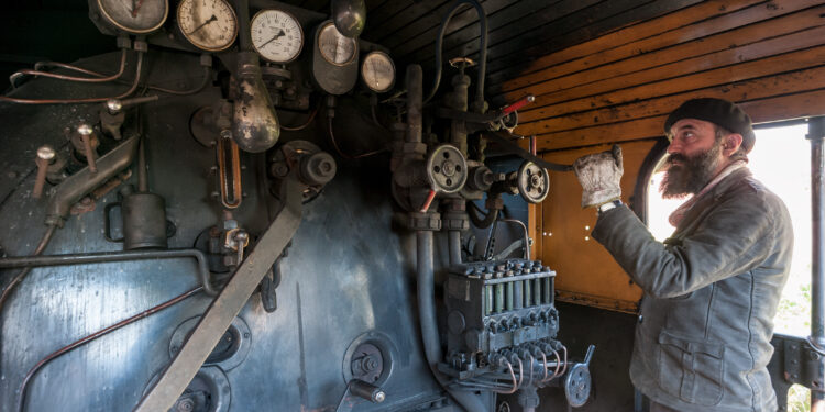 Forcing Railroad Workers to Accept a Contract They’ve Rejected Is Violence