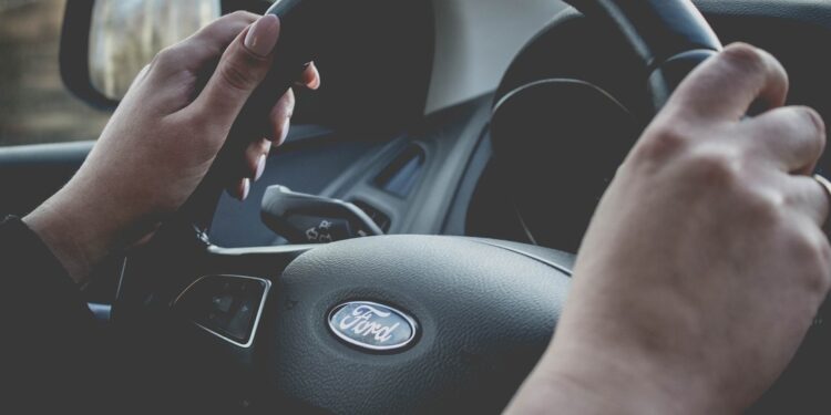 US Big Three Auto Companies Commit to Making Cars That People Don’t Want