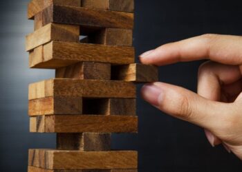 Recessions and Economic Freedom