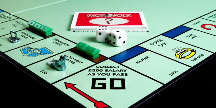 How the Free Market Handles Monopoly