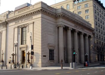 What Is Fractional Reserve Banking and Is It Good or Bad?