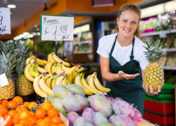 The $1 Pineapple Is a Modern Miracle of Global Trade