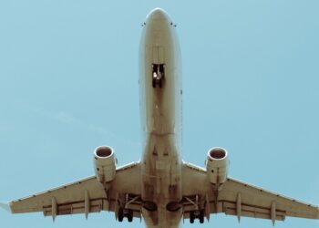 To Reduce Airline Ticket Prices, Expand Washington’s Reagan Airport