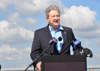 This Is How Senator Kennedy Responded When Asked About The Coming Crash: “Am I Worried? The Short Answer Is Yes”