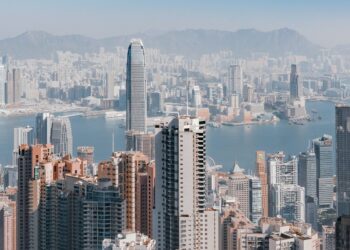 One Man Versus China