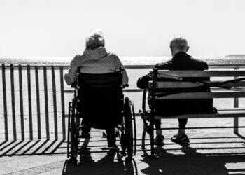 America Is Growing Old, and Not in a Good Way