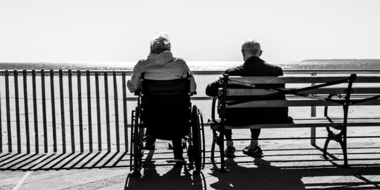 America Is Growing Old, and Not in a Good Way