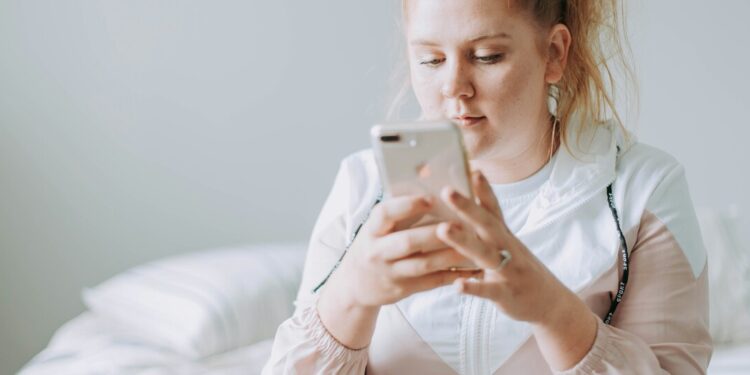 Red Flags Go Up on Our Social Media Obsession