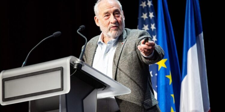 Stiglitz: When Good Minds Seek Fools’ Favor
