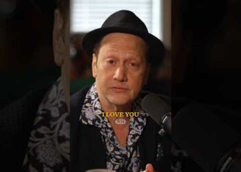 Rob Schneider Apologizes to His Daughter