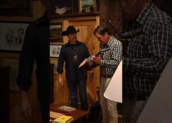 John Rich Plays Guitar For Tucker