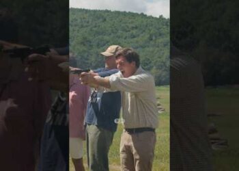 Tucker Carlson Shoots Cybertruck