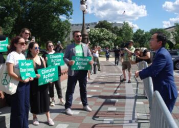 In Policy, Vagueness is No Virtue  