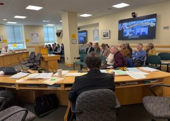CFACT advisor and nuclear physicist Kelvin Kemm testifies in Maine