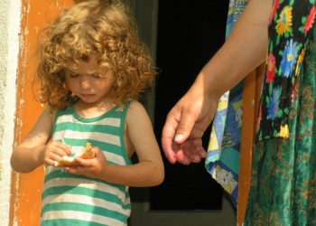 A simple exercise in the social cost of climate extremism