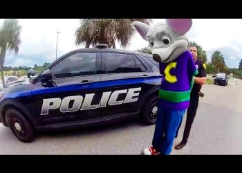 Chuck E Cheese Got Arrested