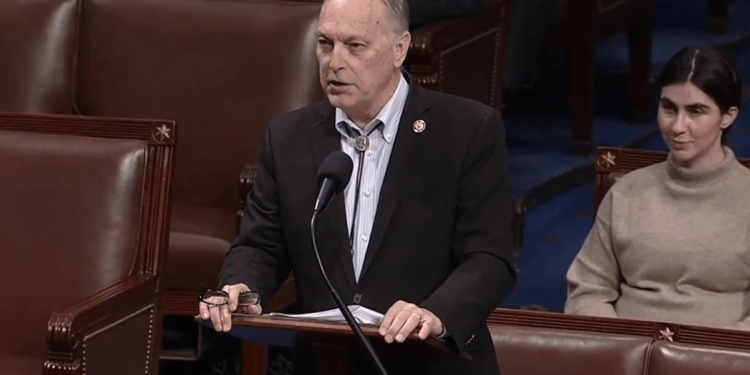 Will Arizona Hand The Governor’s Keys Back To A Republican in 2026? Swing Voters Will Decide.