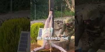 Tucker Reacts to Israel Smashing Jesus Statue