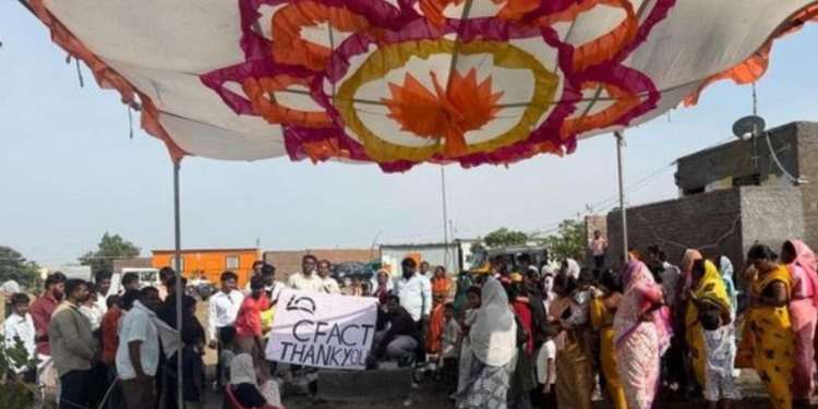 CFACT drills drinking well for Mahada housing settlement in India